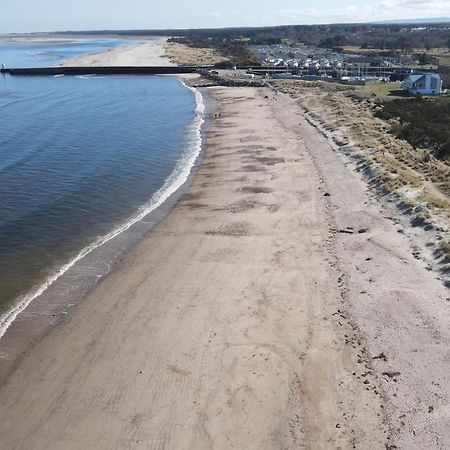 Colin Young Place Nairn Kültér fotó