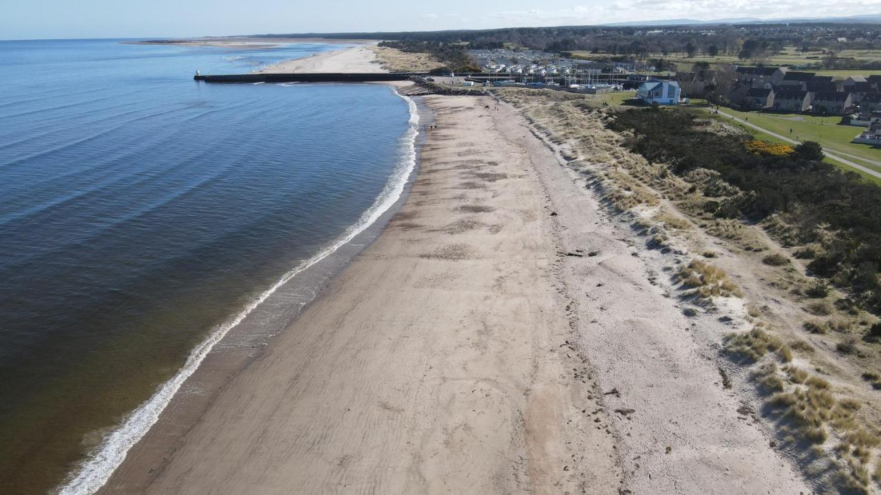 Colin Young Place Nairn Kültér fotó